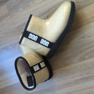 Ugg waterproof booties